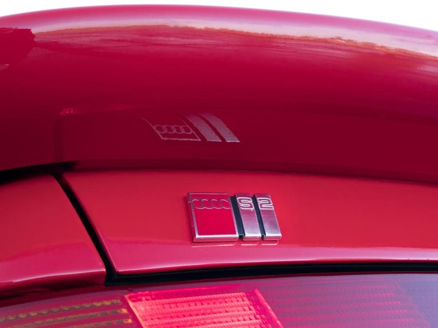 Детали экстерьера Audi S2 Coupe (89, 8B) 1990 года  (UK) (фото 9 из 25)